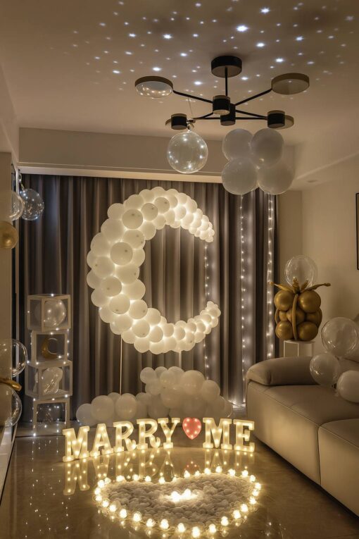 Marry Me 求婚氣球佈置 字母燈 浪漫場景