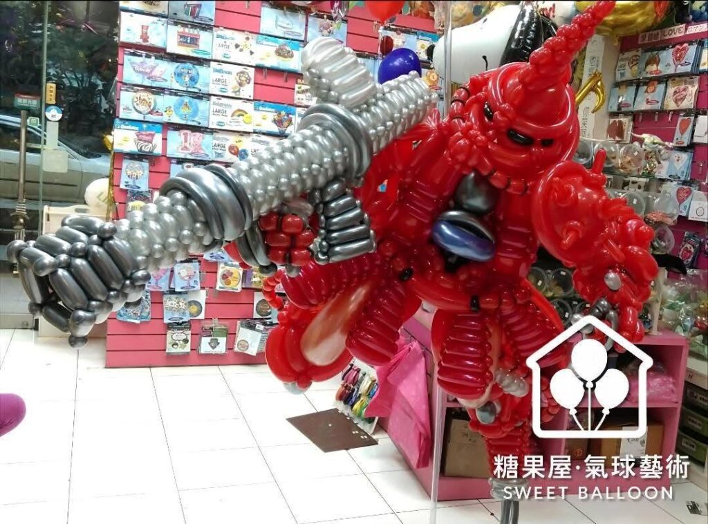 紅色鋼彈氣球佈置｜日本動漫主題設計｜糖果屋氣球作品